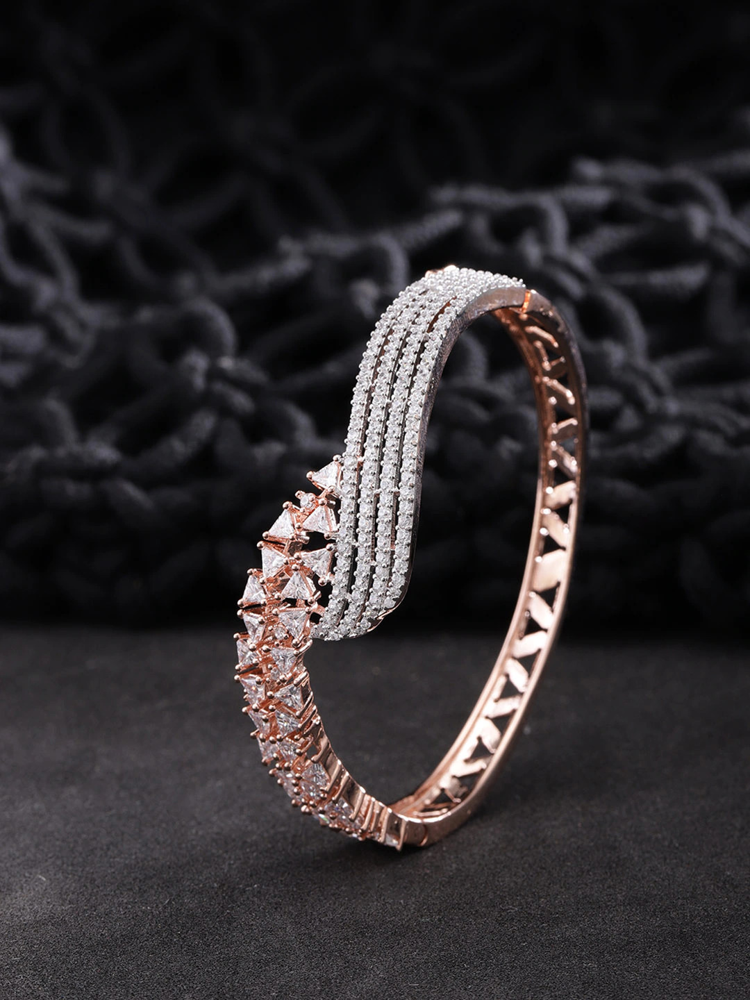 Rose Gold-Bangle-Style Bracelet